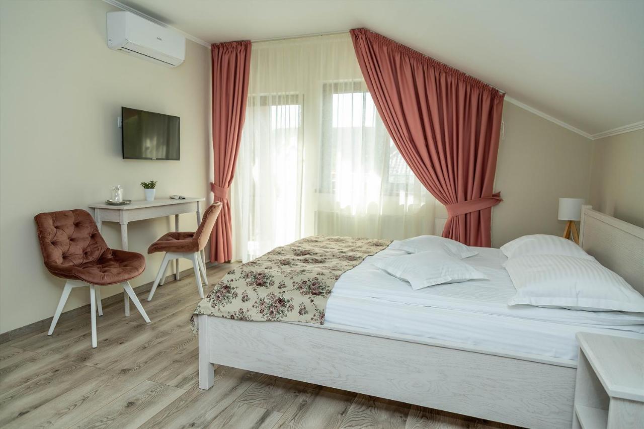 Pensiunea Casablanca Reghin Dış mekan fotoğraf