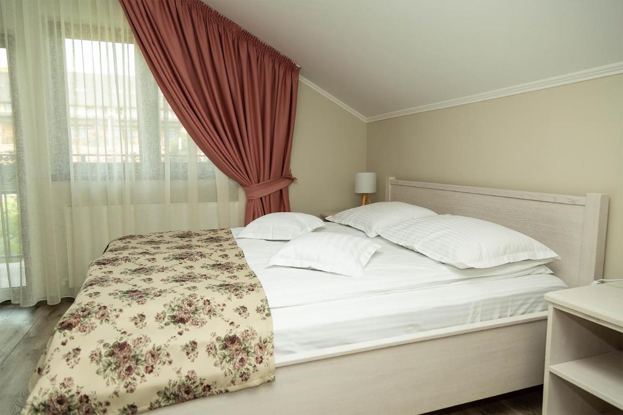 Pensiunea Casablanca Reghin Dış mekan fotoğraf
