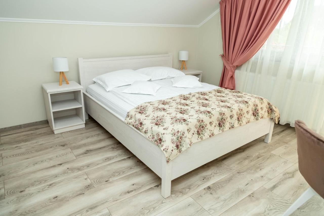 Pensiunea Casablanca Reghin Dış mekan fotoğraf